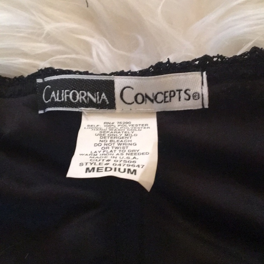 Dress - Picture 2 of 3